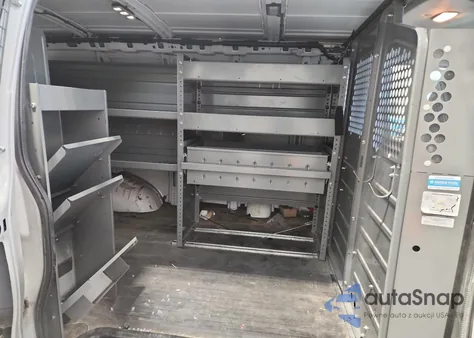 2015 Chevrolet Express G2500 из США, поврежденный, VIN 1GCWGFCF3F1214380